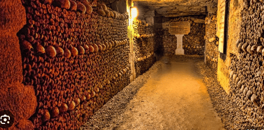 Main entrance of Catacombs of Paris