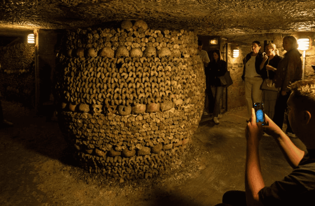 Looking for a unique experience beneath the streets of Paris? This skip-the-line Catacombs tour is perfect for travelers who want to avoid long waits and dive straight into one of the most haunting and unforgettable attractions in Europe.